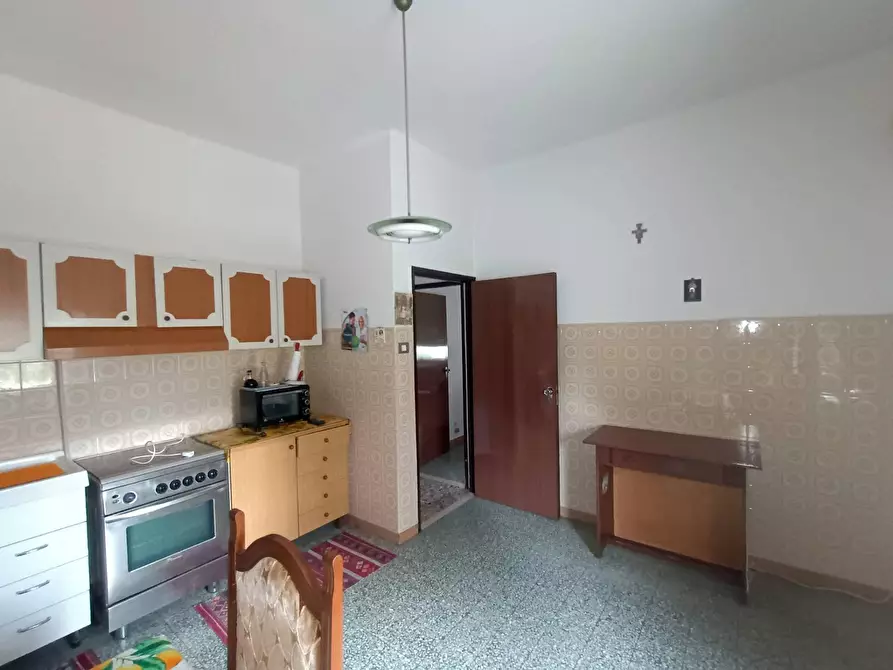 Immagine 6 di Camera in vendita  in Galleria Dei Fonditori a Pesaro