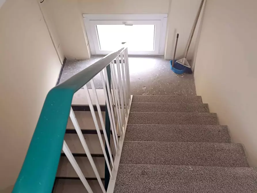 Immagine 15 di Camera in vendita  in Galleria Dei Fonditori a Pesaro