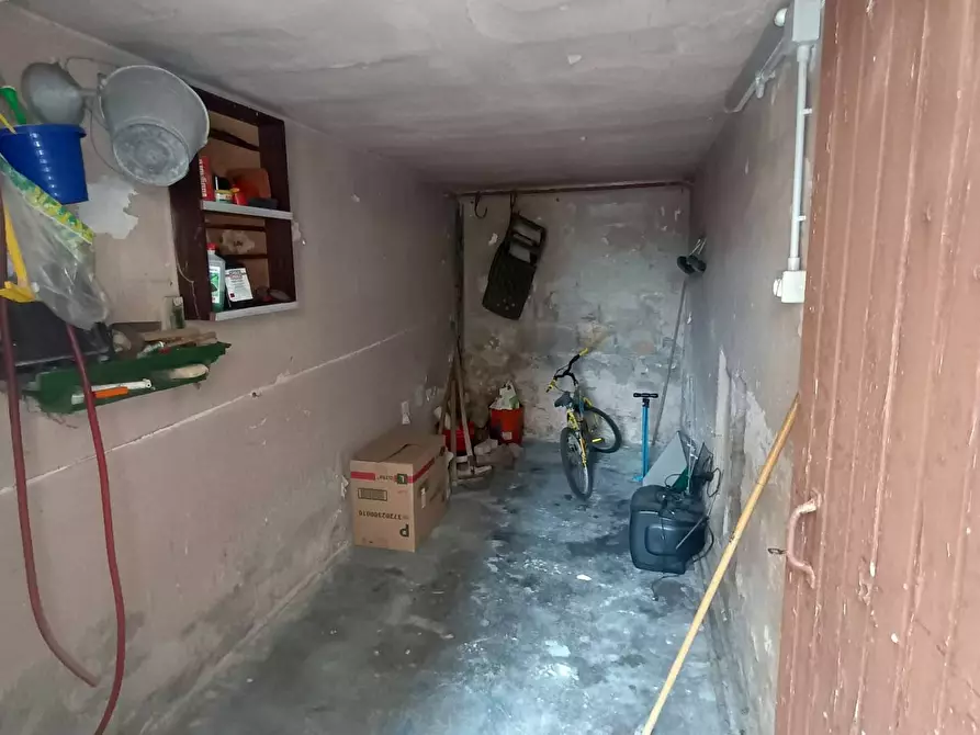 Immagine 20 di Camera in vendita  in Galleria Dei Fonditori a Pesaro