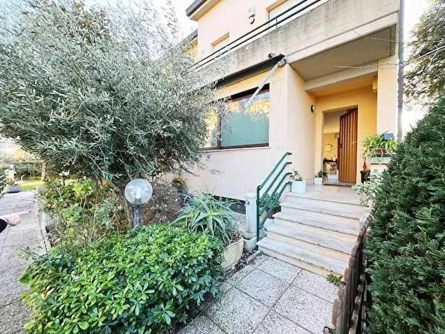 Immagine 23 di Agriturismo in affitto  a Pesaro