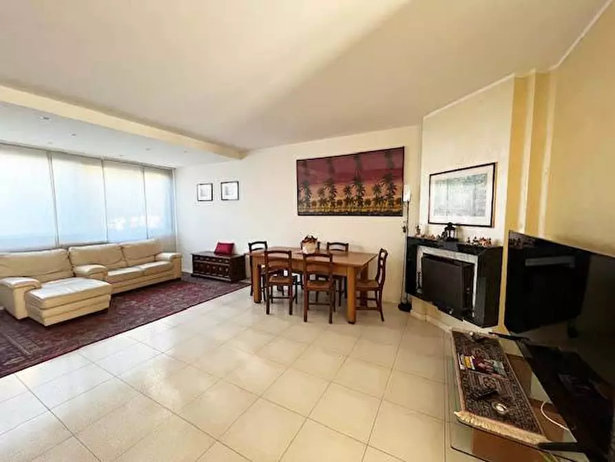 Immagine 1 di Agriturismo in vendita  in VIA DELLA FABRECCIA a Pesaro