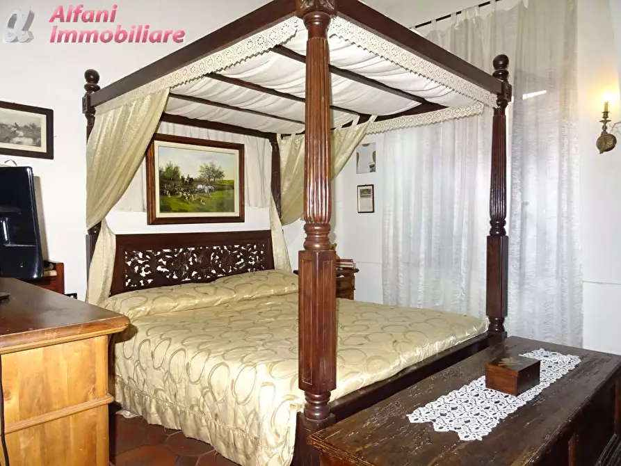 Immagine 18 di Casa bifamiliare in vendita  in via IV novembre a Castel San Niccolò