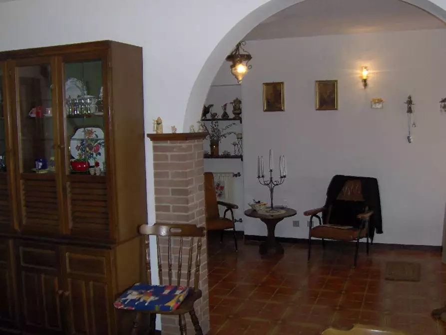 Immagine 13 di Villa in vendita  a Talla