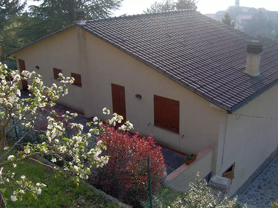 Immagine 19 di Villa in vendita  a Talla