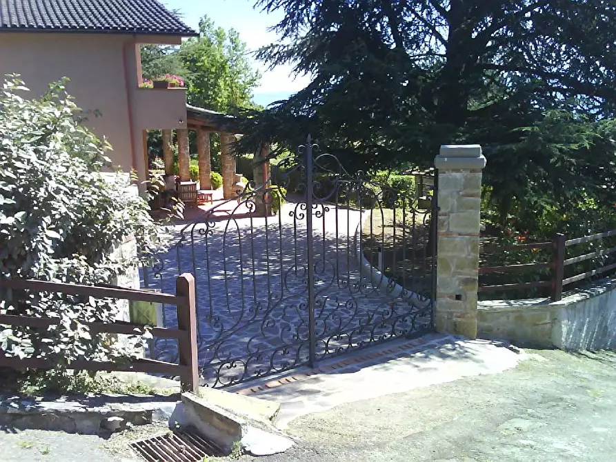 Immagine 20 di Villa in vendita  a Talla