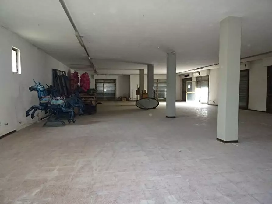 Immagine 6 di Magazzino in vendita  in Via Bixio a Poppi