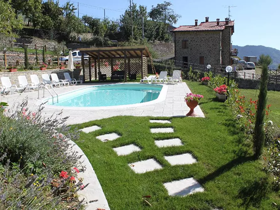 Immagine 5 di Casa bifamiliare in vendita  a Ortignano Raggiolo