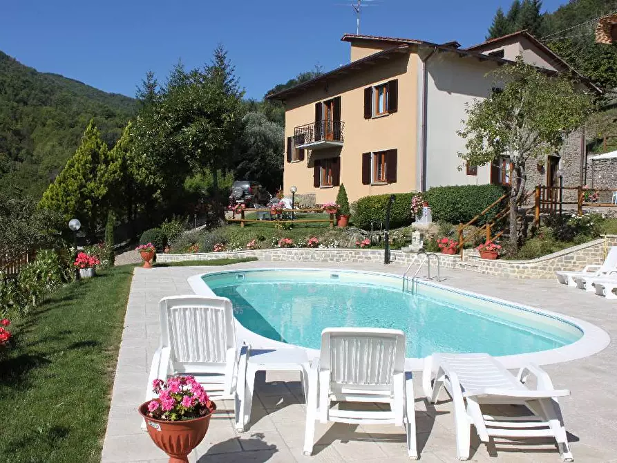 Immagine 7 di Casa bifamiliare in vendita  a Ortignano Raggiolo