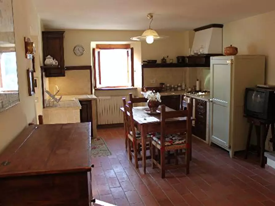 Immagine 2 di Casa semindipendente in vendita  in Via Della Civitella a Poppi