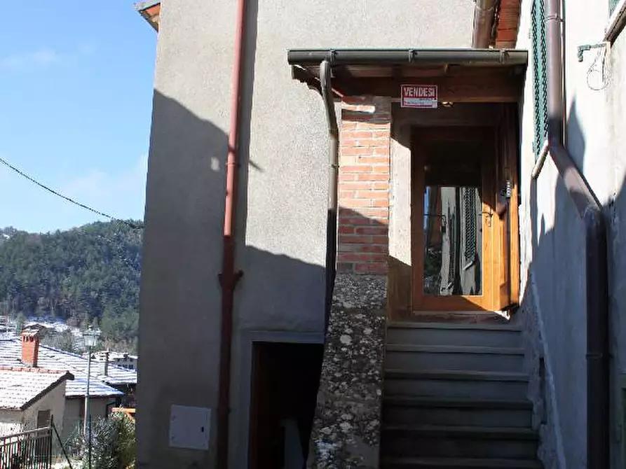 Immagine 8 di Casa semindipendente in vendita  in Via Della Civitella a Poppi