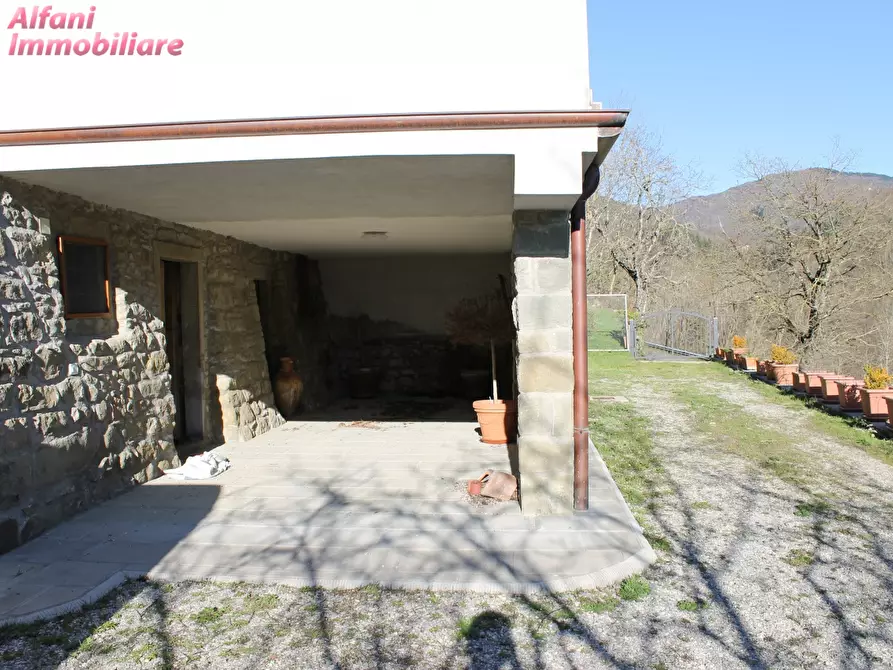 Immagine 26 di Villa in vendita  in ss 310 a Pratovecchio Stia