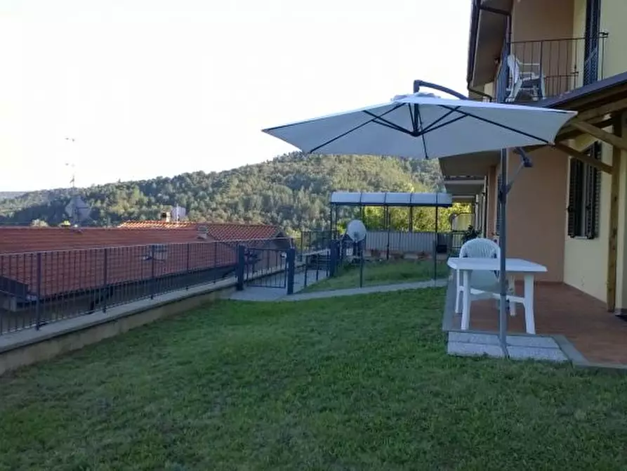 Immagine 3 di Appartamento in vendita  in via donacato a Castel San Niccolò