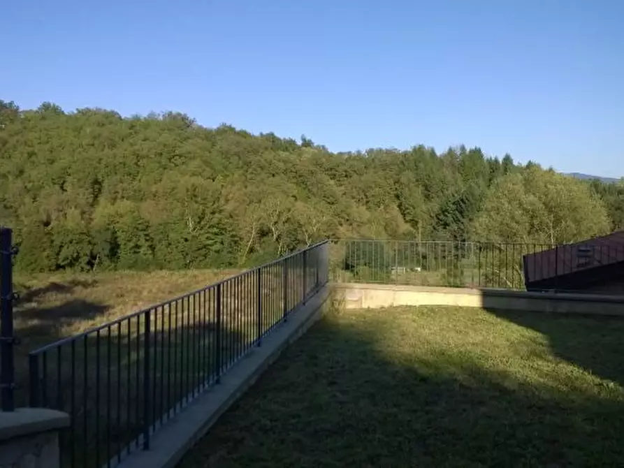 Immagine 4 di Appartamento in vendita  in via donacato a Castel San Niccolò