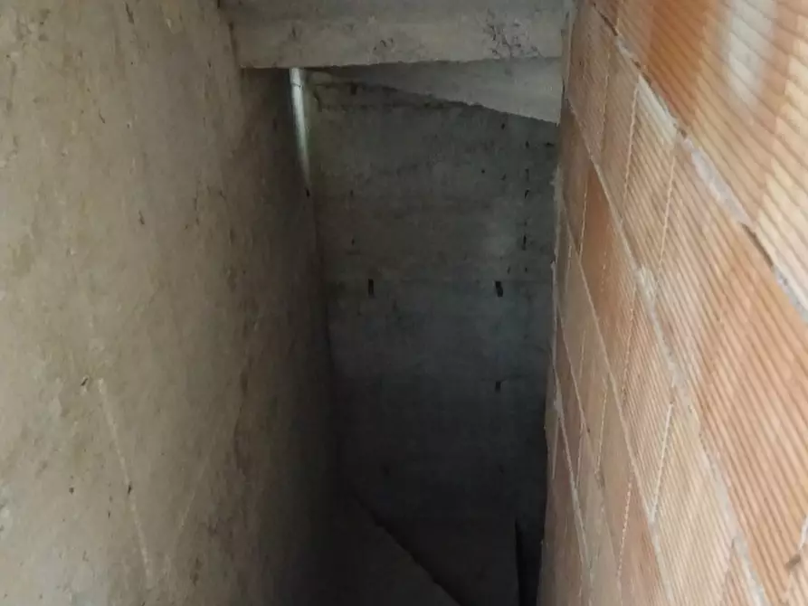 Immagine 7 di Villetta a schiera in vendita  in Via Purti a Chitignano