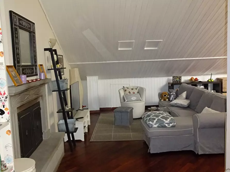 Immagine 6 di Appartamento in vendita  a Castel San Niccolò