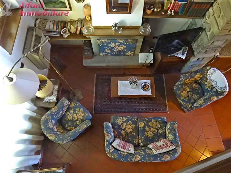 Immagine 10 di Appartamento in vendita  in Piazza Paolo Uccello a Pratovecchio Stia