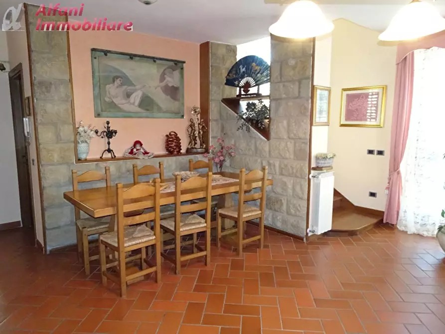 Immagine 24 di Villa in vendita  a Castel San Niccolò