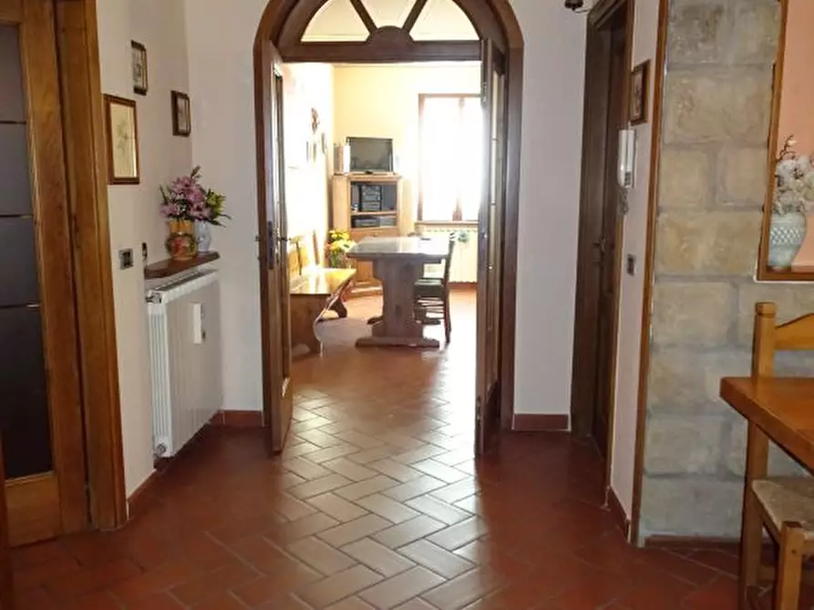Immagine 25 di Villa in vendita  a Castel San Niccolò