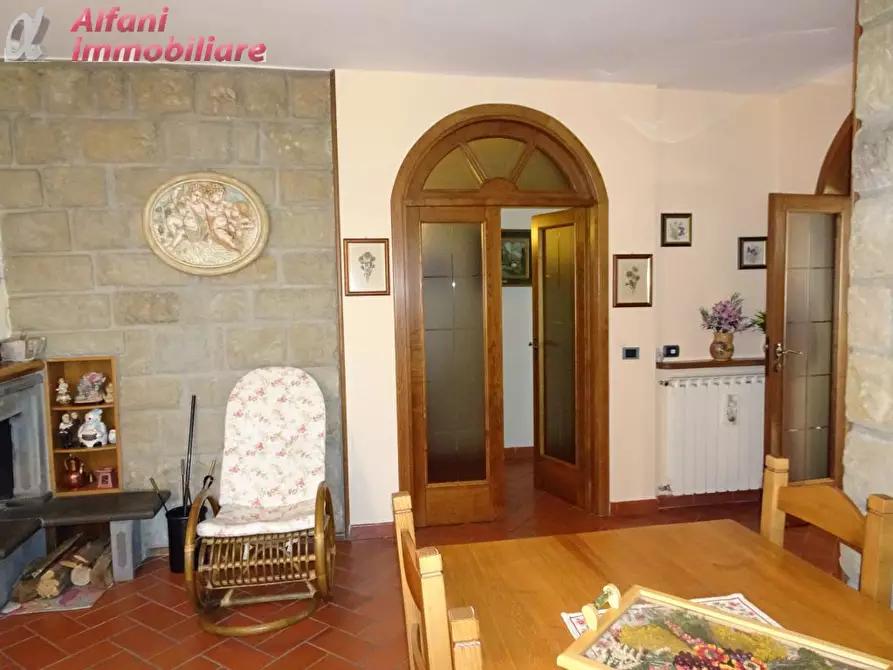 Immagine 27 di Villa in vendita  a Castel San Niccolò