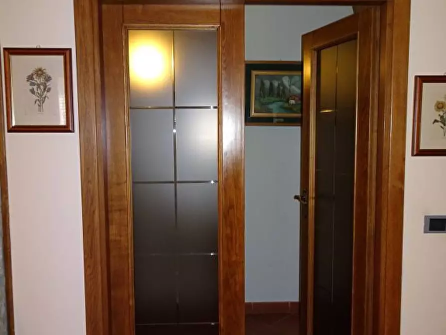 Immagine 28 di Villa in vendita  a Castel San Niccolò