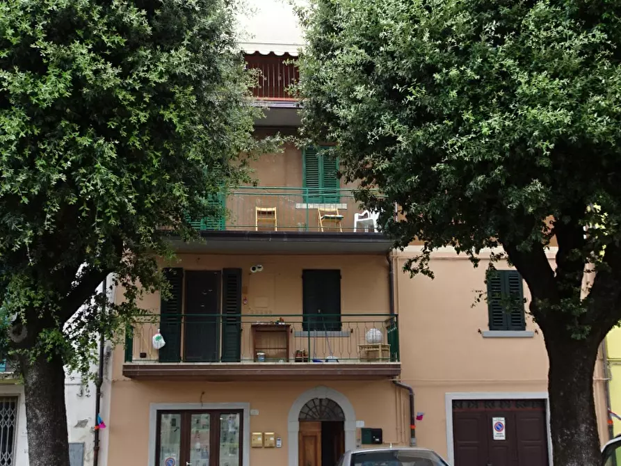 Immagine 1 di Appartamento in vendita  in piazza Mazzini a Castel Focognano