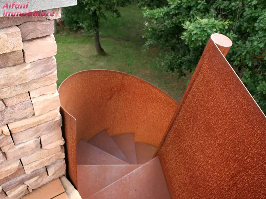 Immagine 17 di Villa in vendita  a Bibbiena