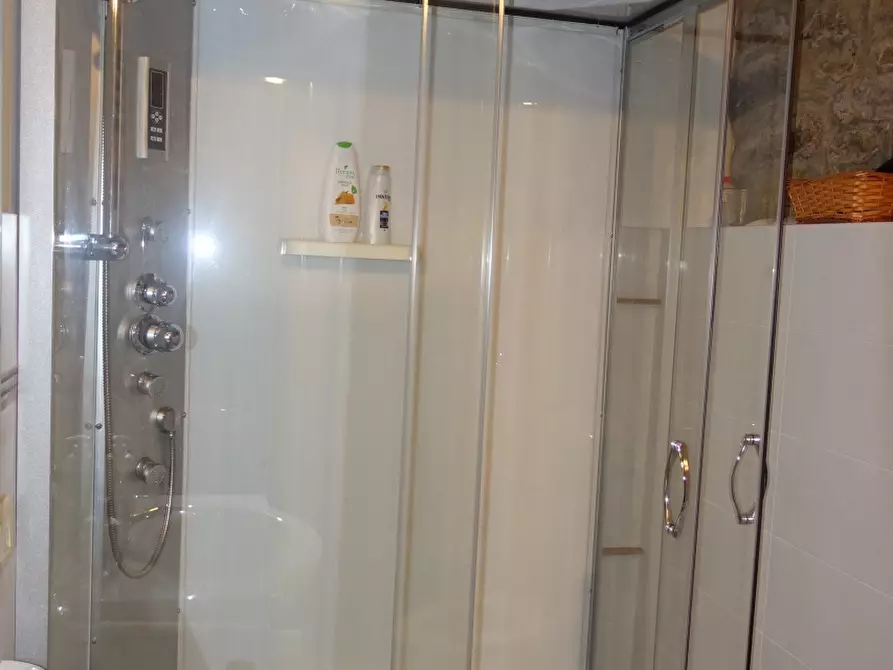 Immagine 19 di Casa semindipendente in vendita  in QUORLE LOC RENACCIO a Poppi