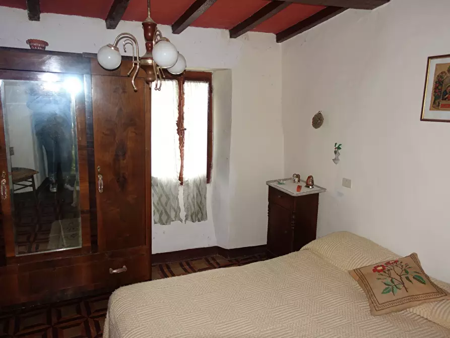 Immagine 12 di Casa semindipendente in vendita  in Loc. Vertelli a Castel San Niccolò