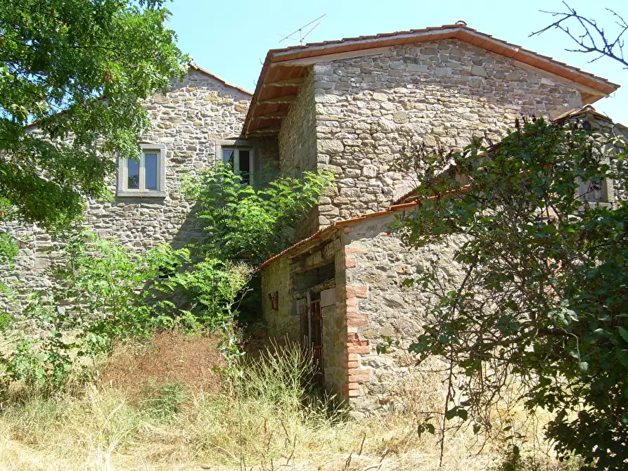 Immagine 23 di Villa in vendita  in LOC. LORO a Chitignano