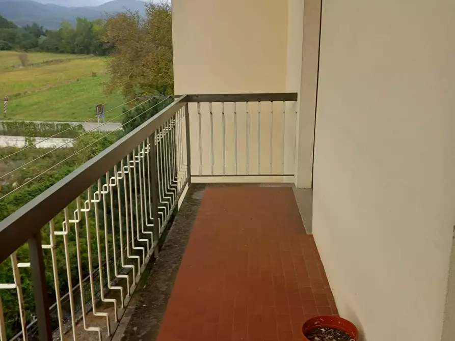 Immagine 3 di Appartamento in vendita  in via casamicciola a Bibbiena