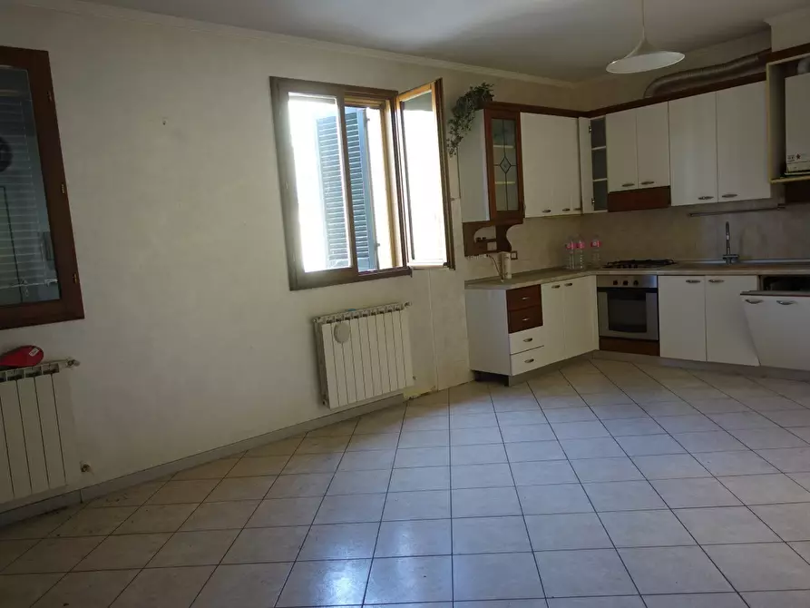 Immagine 6 di Appartamento in vendita  in località Pollino a Bibbiena