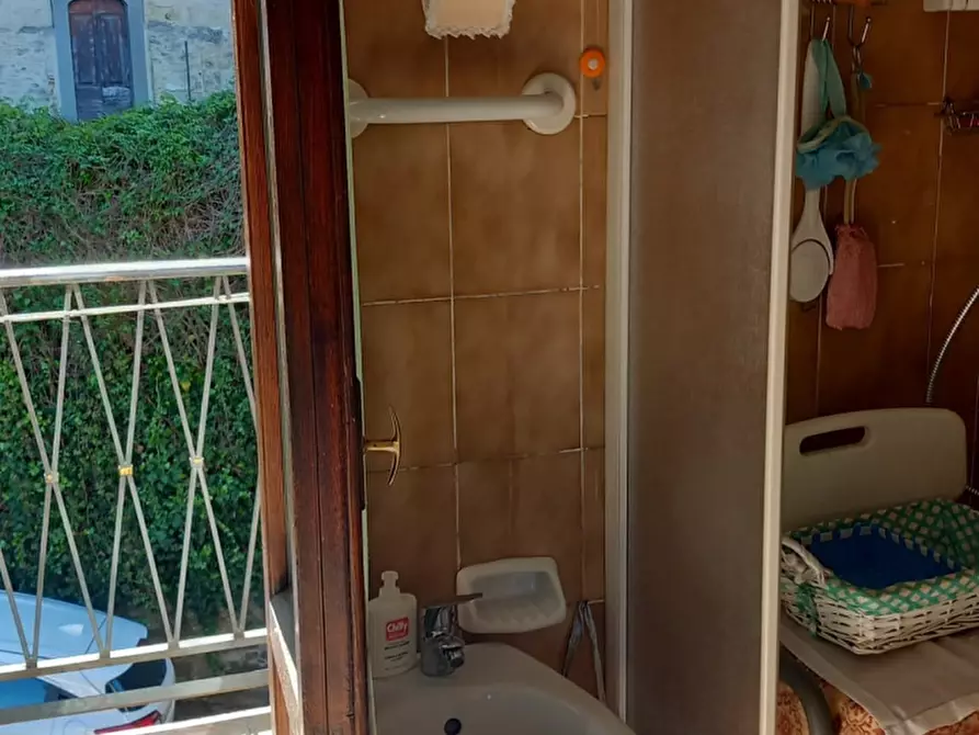 Immagine 9 di Casa semindipendente in vendita  in VIA CAPPUCCI a Bibbiena