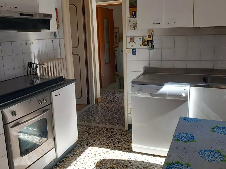 Immagine 10 di Casa semindipendente in vendita  in VIA CAPPUCCI a Bibbiena