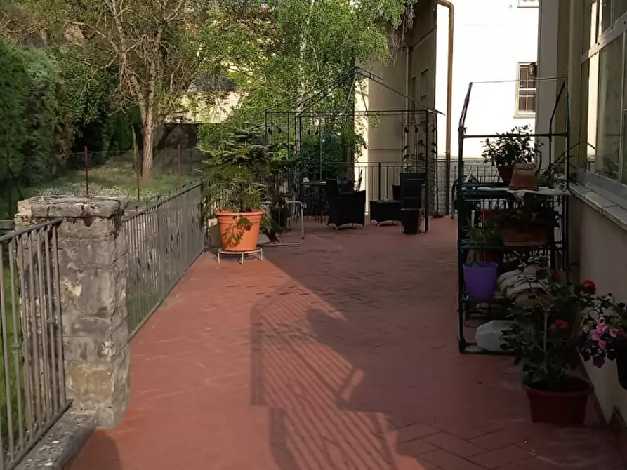 Immagine 17 di Casa bifamiliare in vendita  in via Arno a Bibbiena