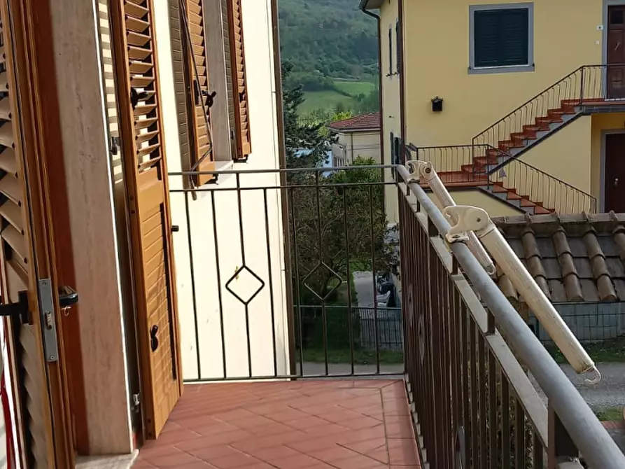 Immagine 19 di Casa bifamiliare in vendita  in via Arno a Bibbiena