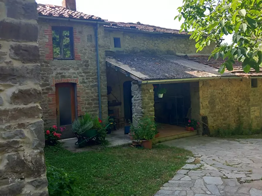 Immagine 1 di Agriturismo in vendita  in Località Casalfava a Chiusi Della Verna