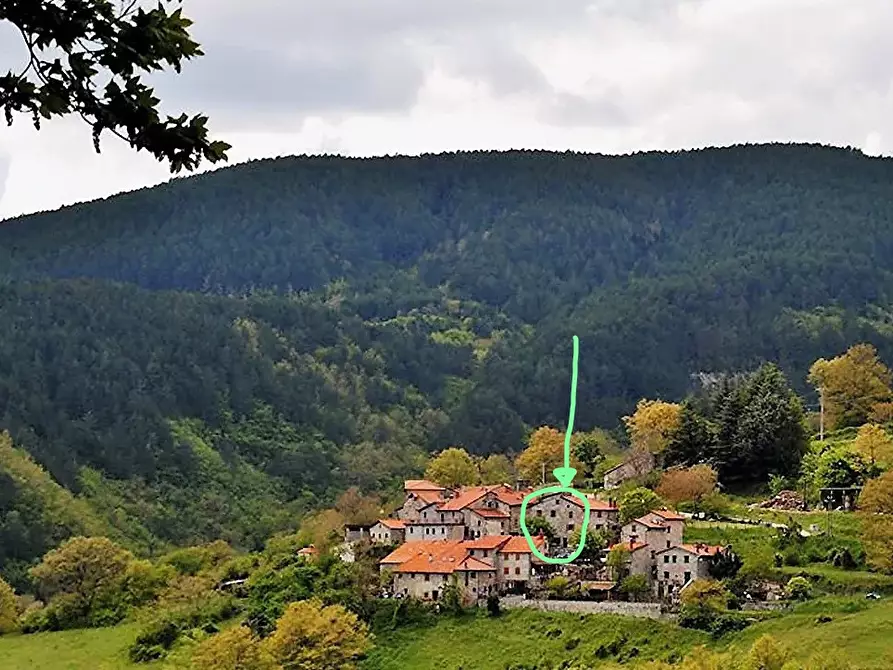 Immagine 15 di Casa semindipendente in vendita  in località compito a Chiusi Della Verna