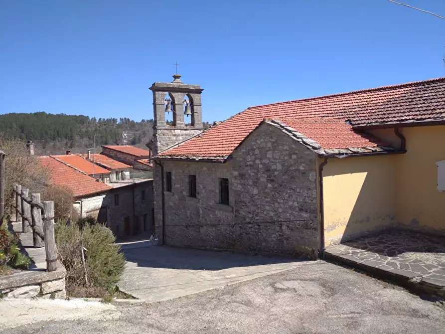 Immagine 17 di Casa semindipendente in vendita  in località compito a Chiusi Della Verna