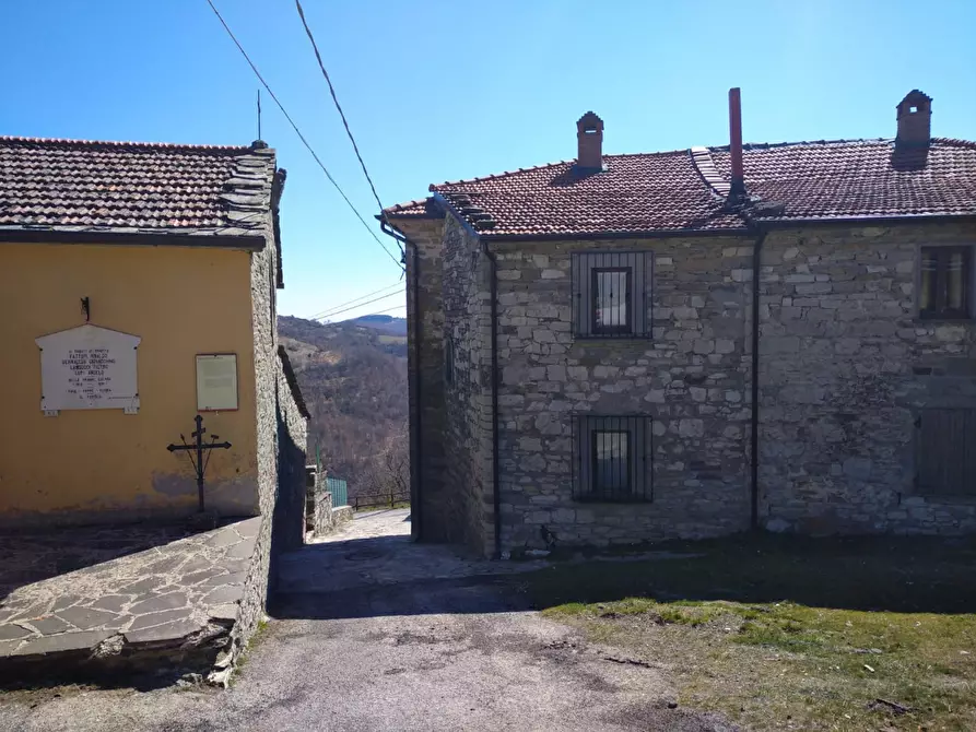 Immagine 23 di Casa semindipendente in vendita  in località compito a Chiusi Della Verna