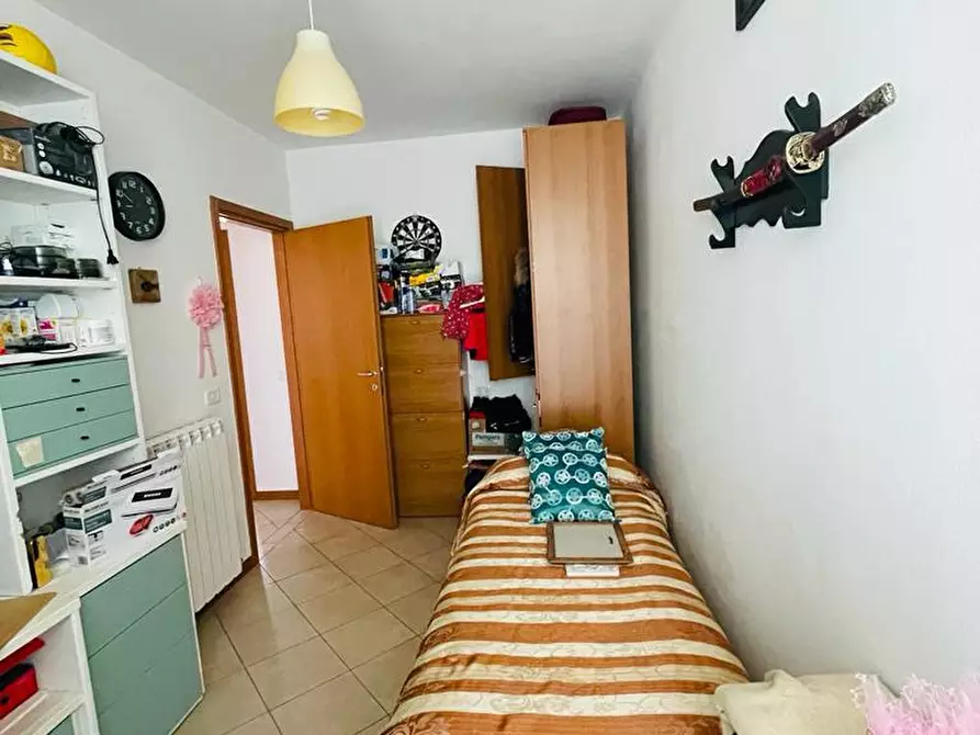 Immagine 8 di Appartamento in vendita  in via donacato a Castel San Niccolò