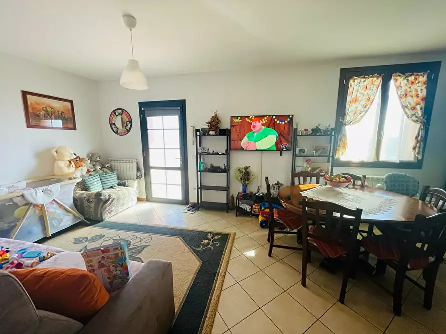 Immagine 13 di Appartamento in vendita  in via donacato a Castel San Niccolò