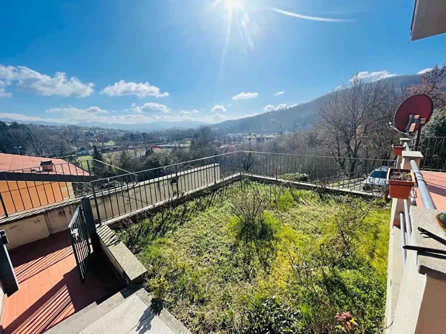 Immagine 14 di Appartamento in vendita  in via donacato a Castel San Niccolò