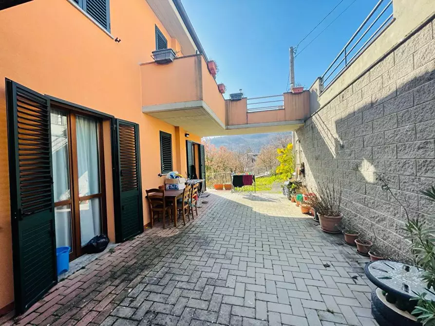 Immagine 16 di Appartamento in vendita  in via donacato a Castel San Niccolò