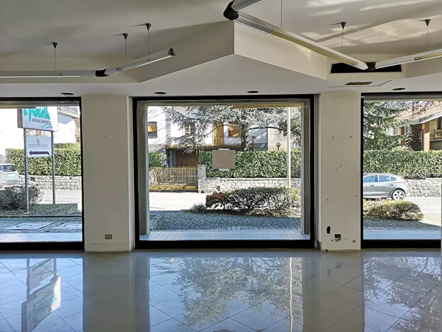 Immagine 4 di Locale commerciale in vendita  in SS310 a Pratovecchio Stia