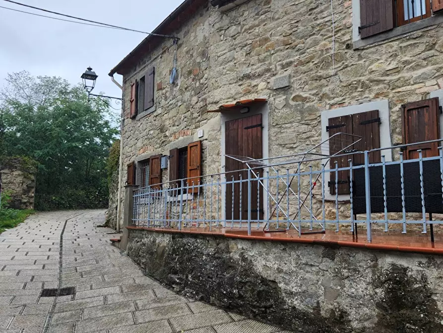 Immagine 1 di Casa indipendente in vendita  in località Banzena a Bibbiena