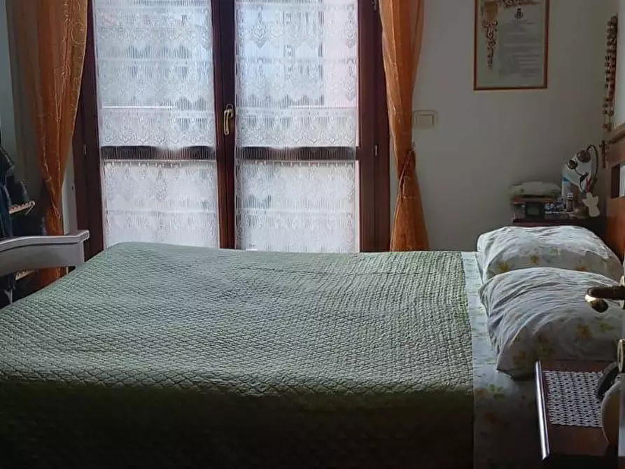 Immagine 12 di Villetta a schiera in vendita  in VIA FONTECAVALLI a Bibbiena