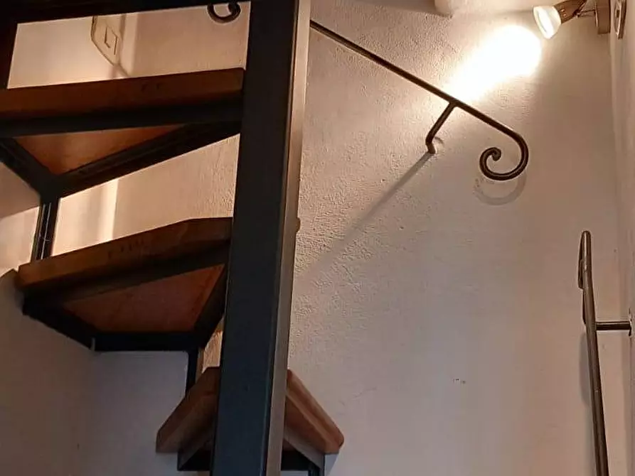 Immagine 14 di Villetta a schiera in vendita  in VIA FONTECAVALLI a Bibbiena