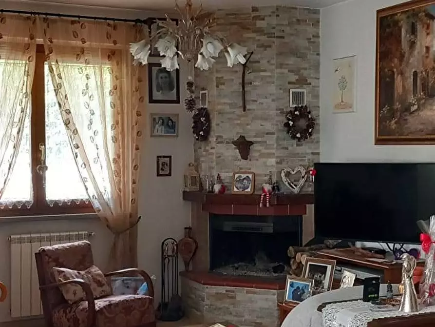 Immagine 7 di Villetta a schiera in vendita  in VIA FONTECAVALLI a Bibbiena