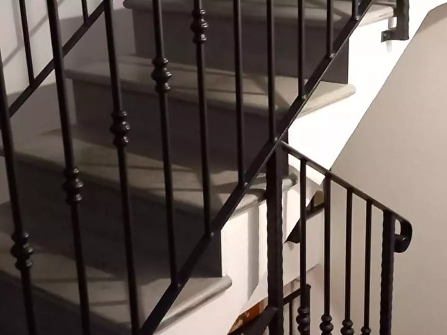 Immagine 15 di Villetta a schiera in vendita  in VIA FONTECAVALLI a Bibbiena