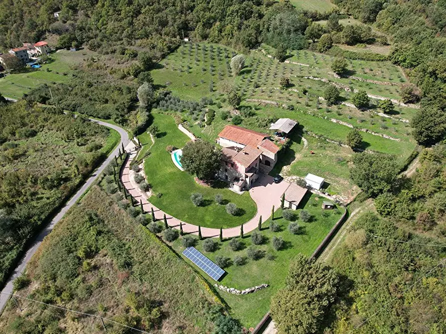 Immagine 2 di Villa in vendita  in LOC TULLIANO a Castel Focognano